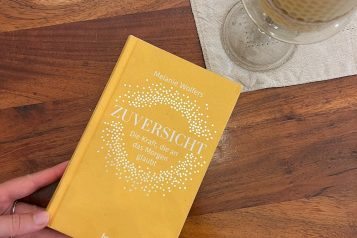 Zuversicht - die Kraft die an das Morgen glaubt (Melanie Woflers) review heartofhelen